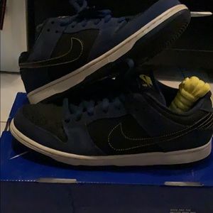 Nike Dunk Low Pro SB (Midnight Navy) as 9.5 Men